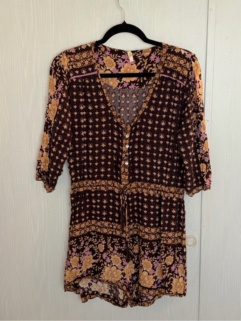 Spell & The Gypsy Women's Boho romper, V-Neck Button Front, 3/4 Sleeve Sz L